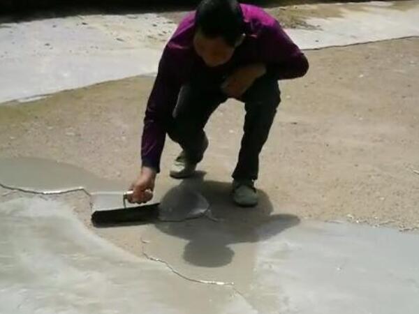 四川省小学水泥地面修补
